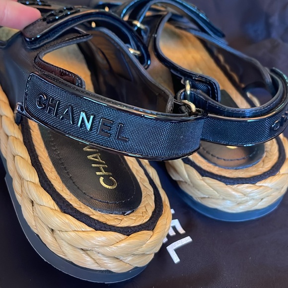 CHANEL 2022 Espadrilles Women’s Dad Sandals Size 40 NEW Braided Raffia CC Logos - Picture 8 of 12